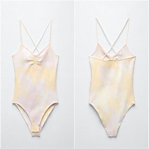 Zara colorful front scrunched up tie-dye bodysuit. Size small